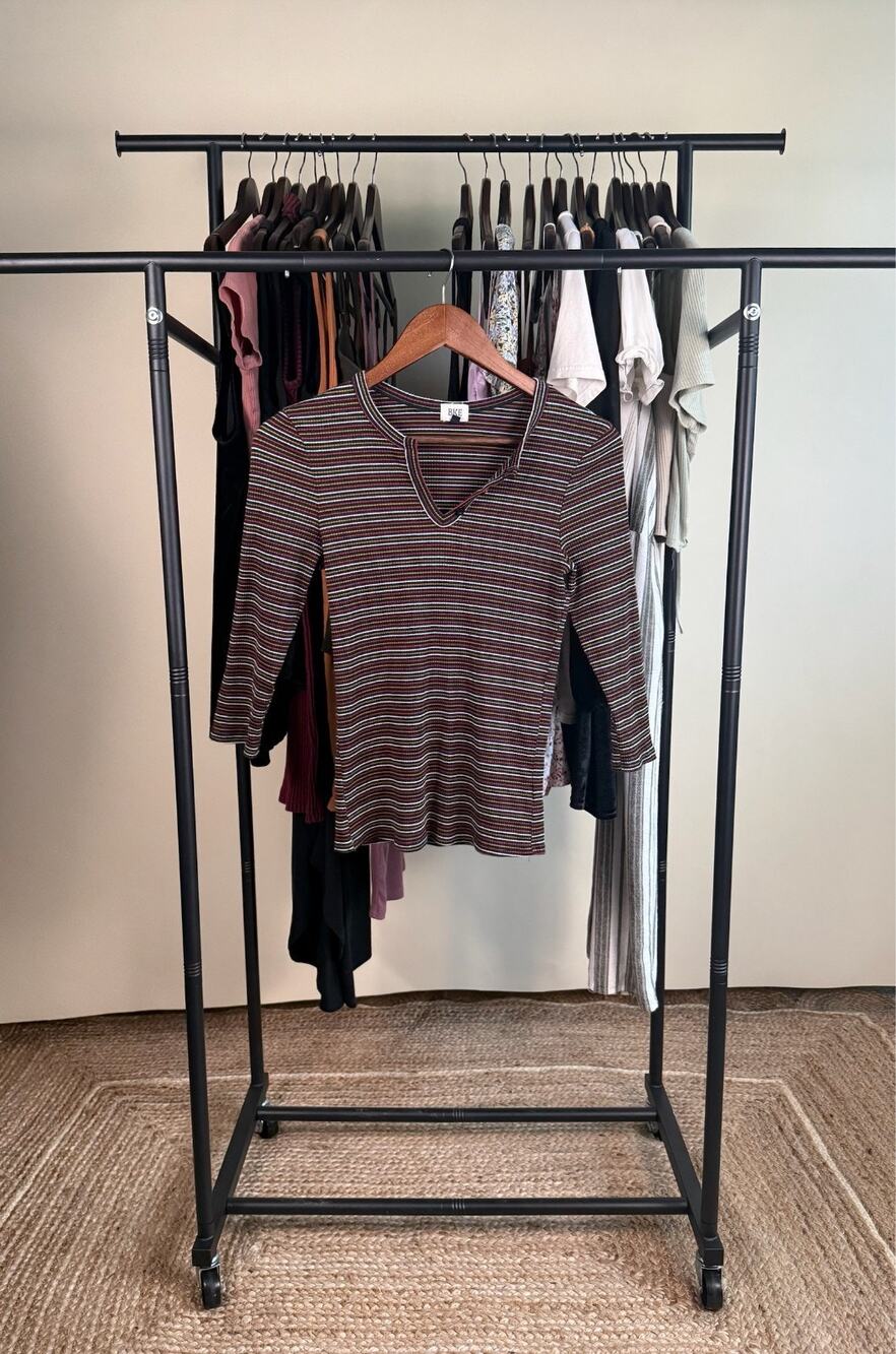 Womens Small BKE Buckle Striped Mid Length Sleeve Henley T-Shirt